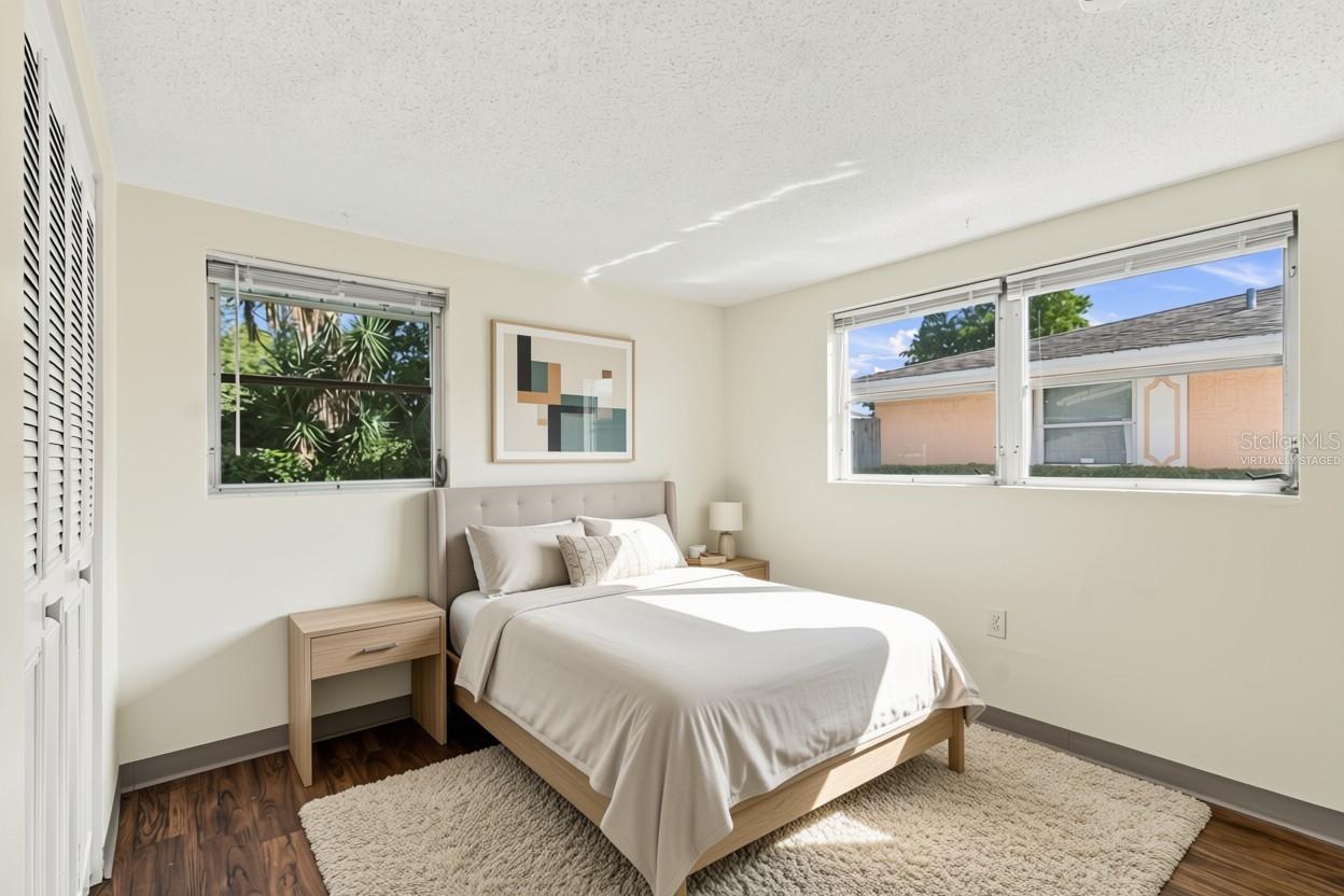 7917 MIMOSA DR — photo 28