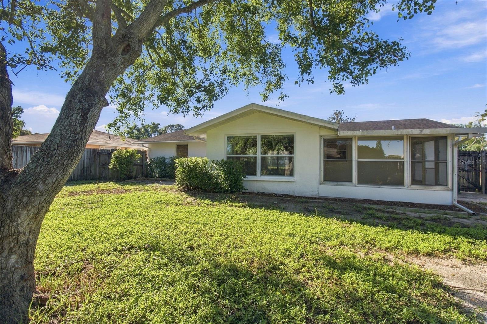 7917 MIMOSA DR — photo 49