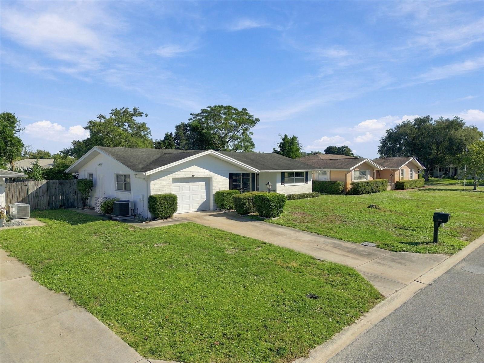 7917 MIMOSA DR — photo 66