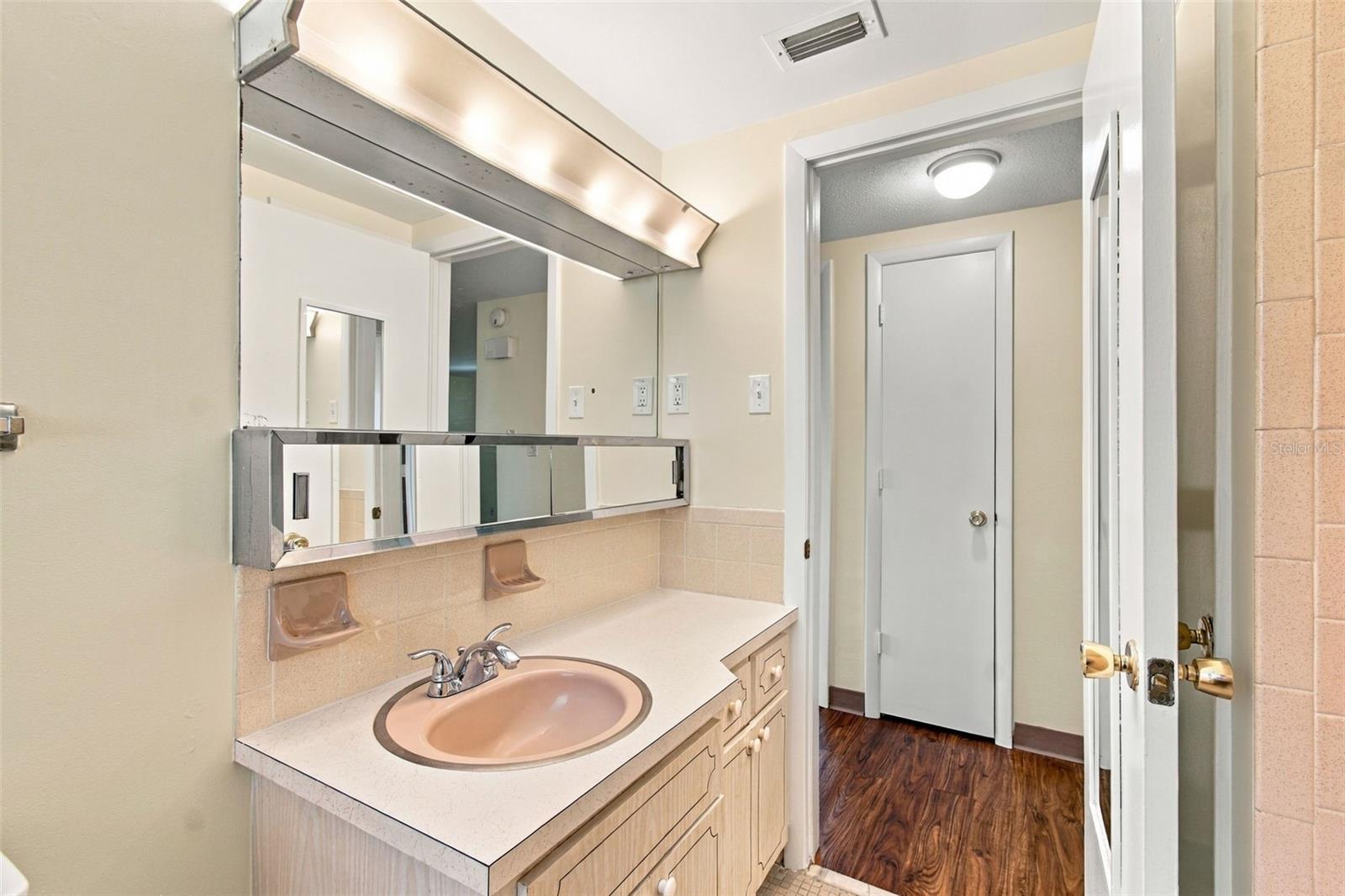 7917 MIMOSA DR — photo 24