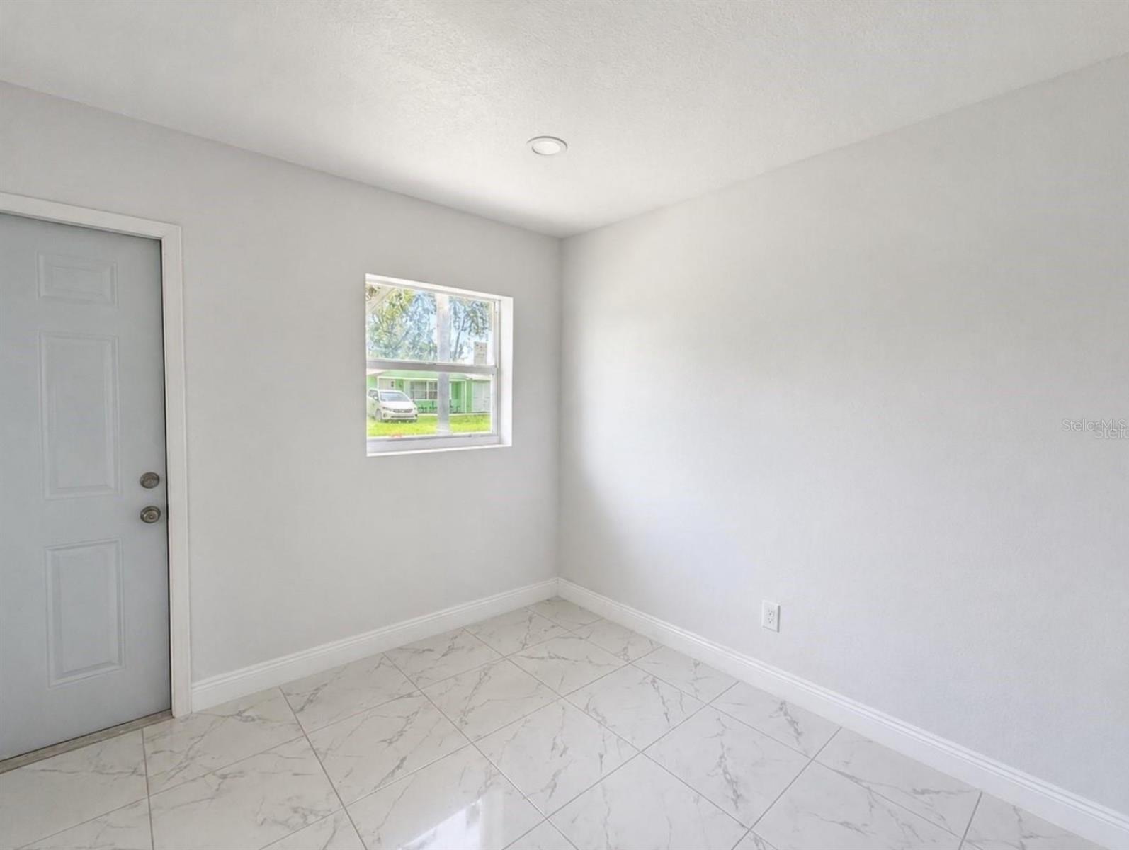 4615 AEGEAN AVE — photo 7