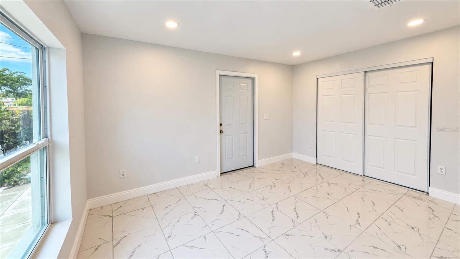 4615 AEGEAN AVE — photo 17