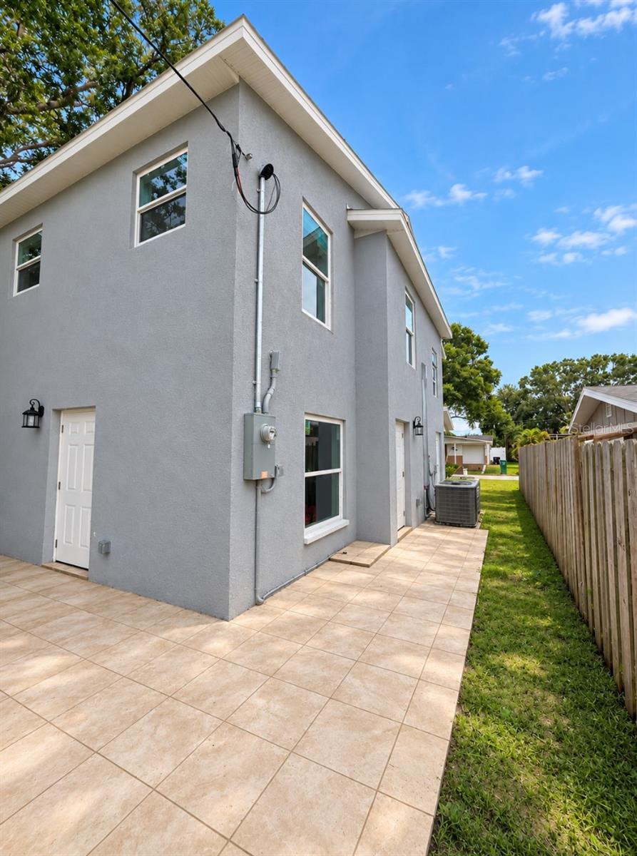 4615 AEGEAN AVE — photo 28