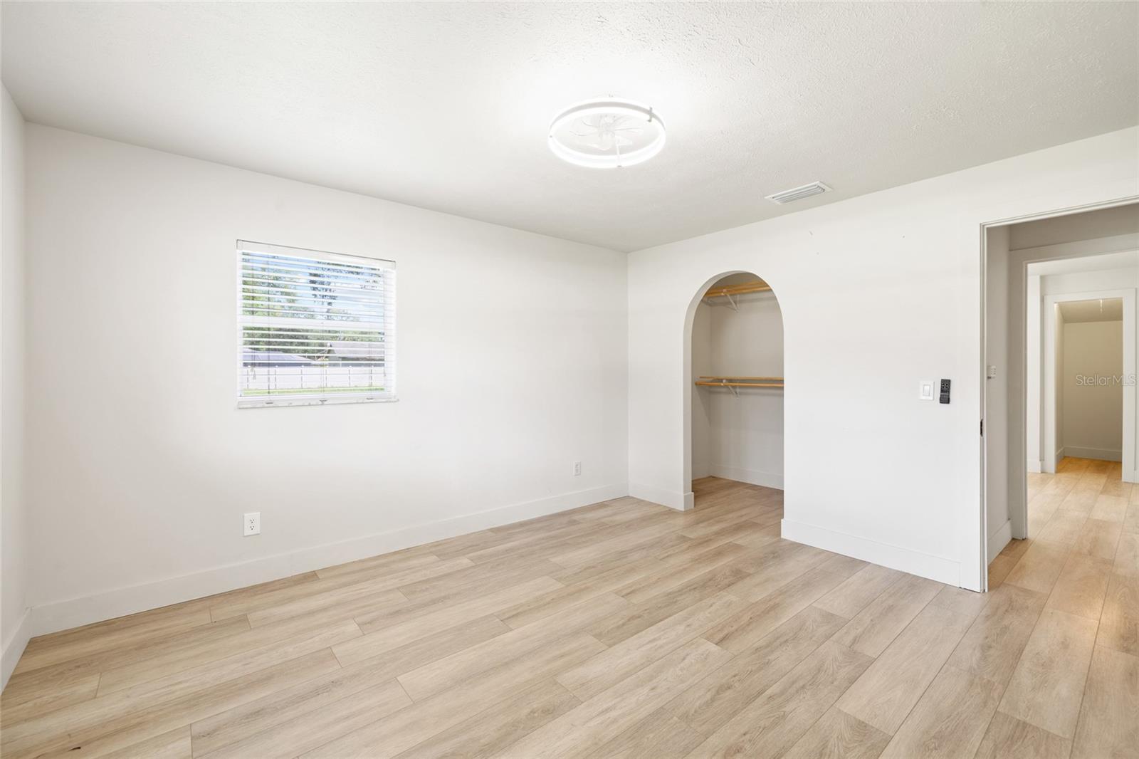8212 SUNNY VALE PL — photo 32