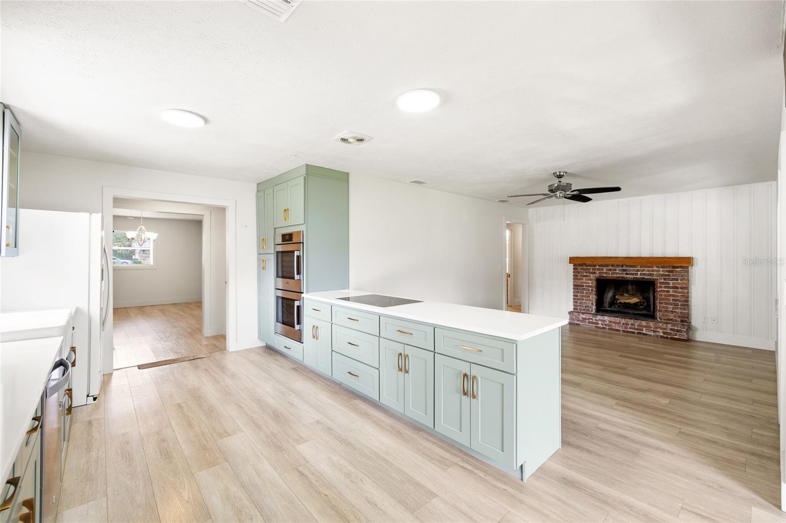 8212 SUNNY VALE PL — photo 17