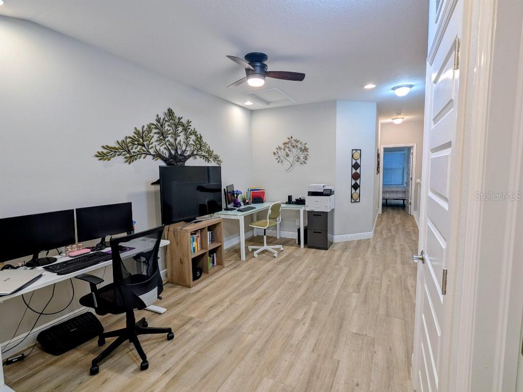 2454 FOGGY CREEK CIR — photo 12