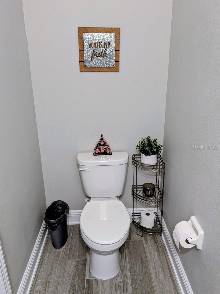 2454 FOGGY CREEK CIR — photo 10
