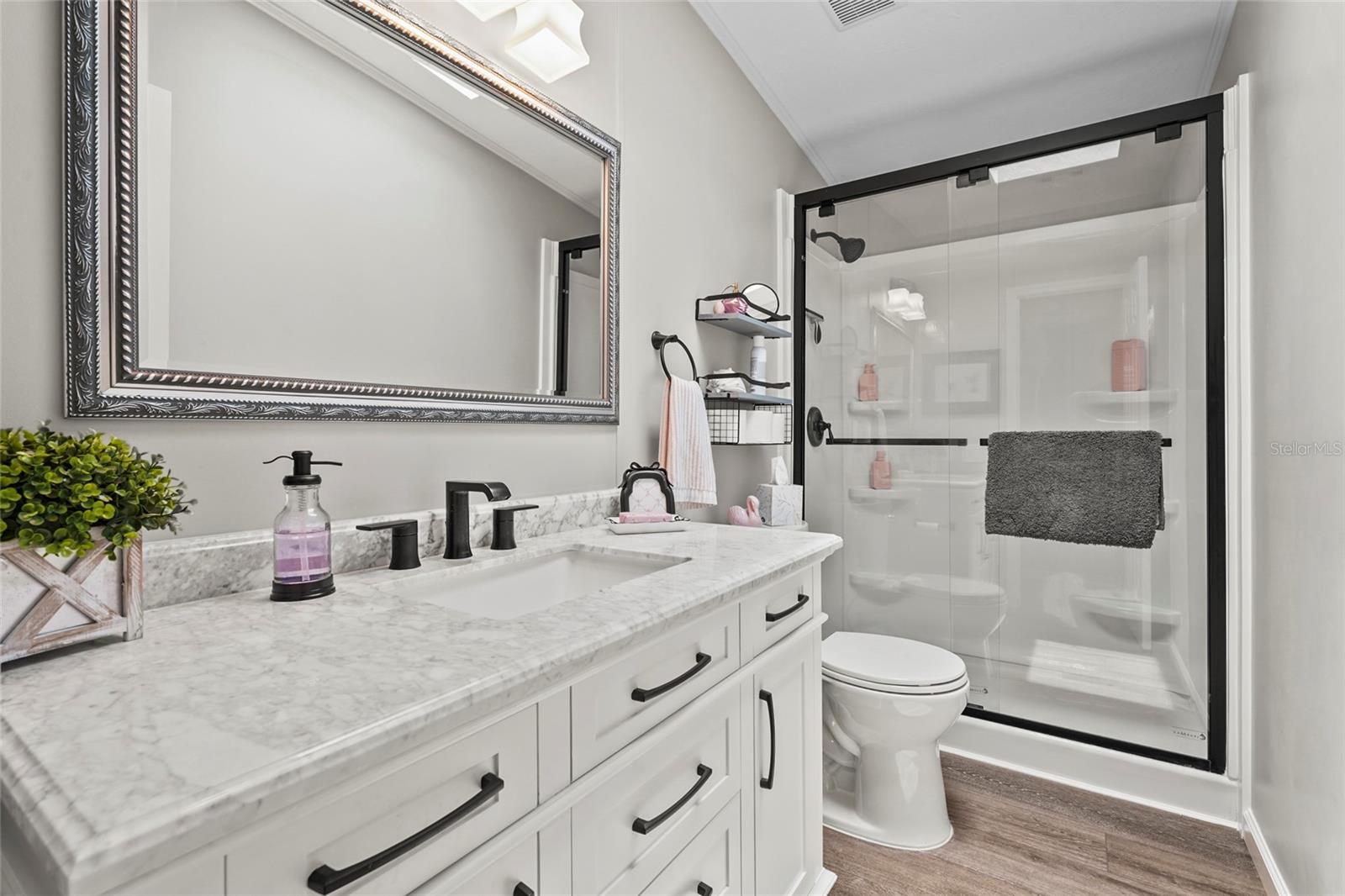 8470 IMPERIAL CIR — photo 25