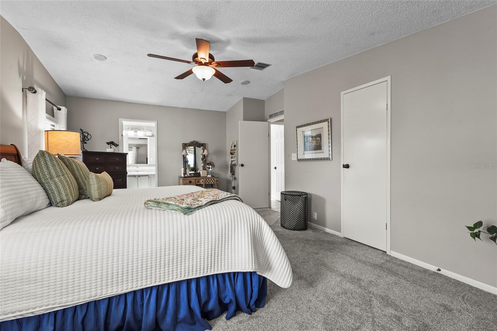 8470 IMPERIAL CIR — photo 19
