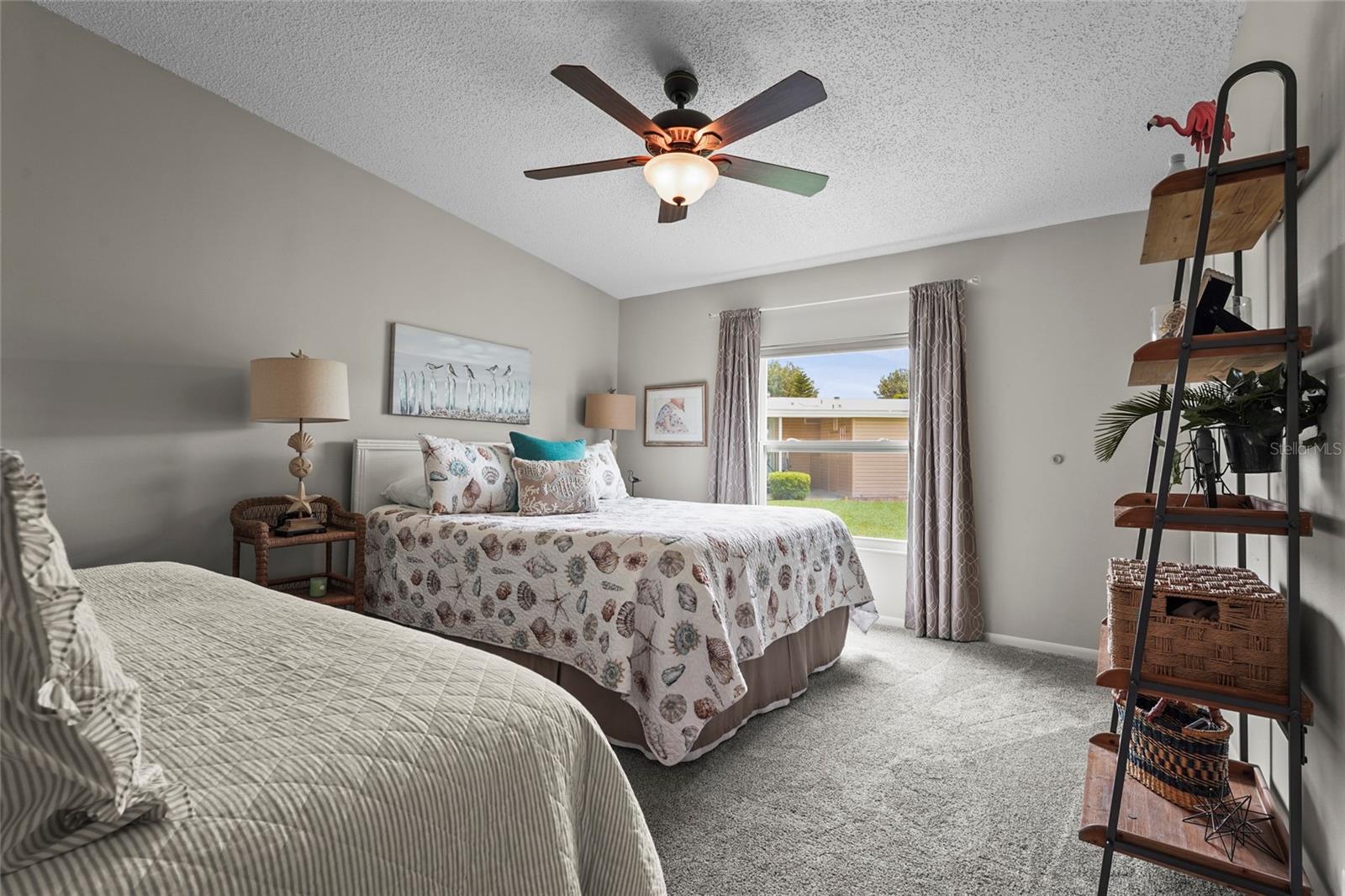 8470 IMPERIAL CIR — photo 22
