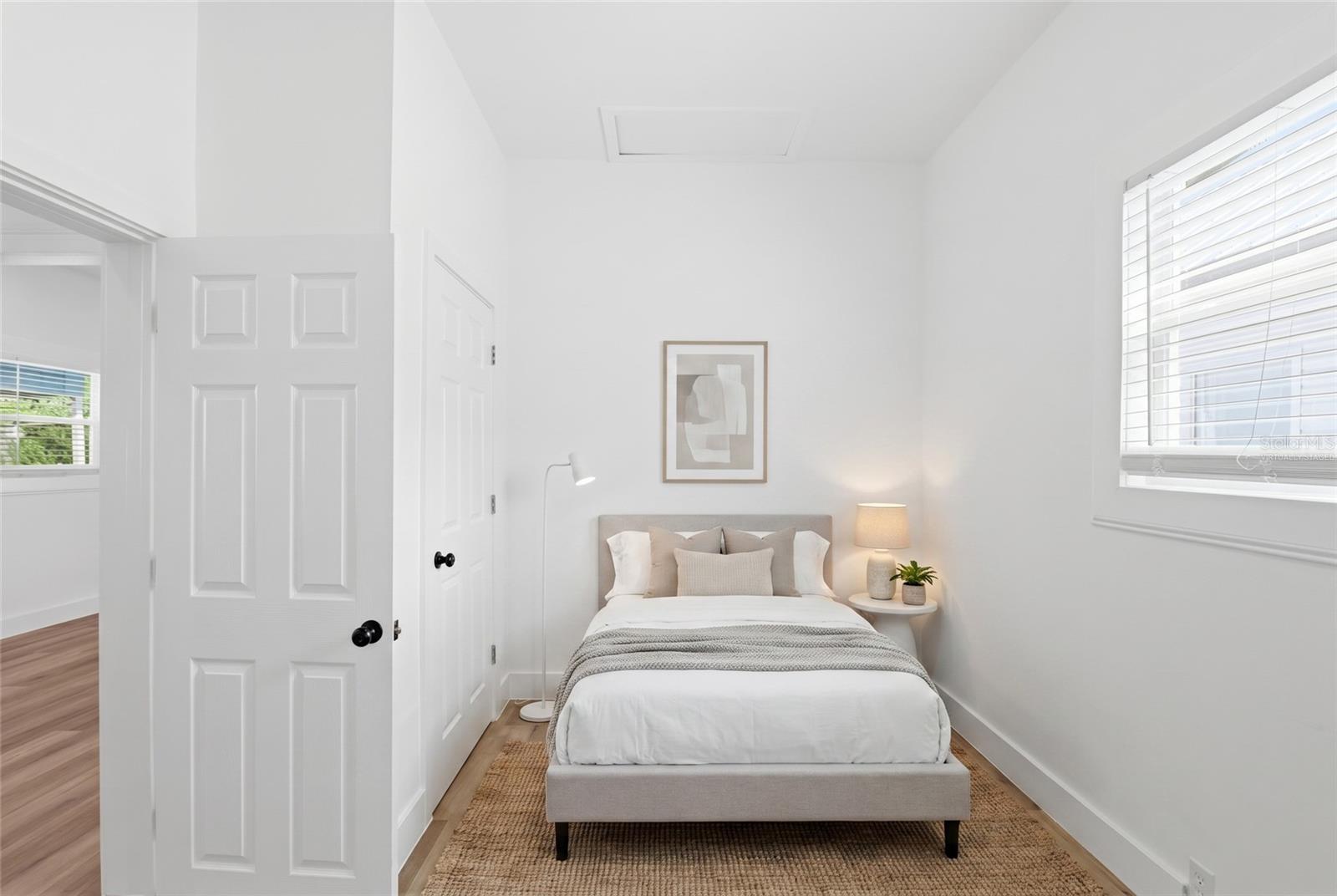 2120 W NASSAU ST — photo 20