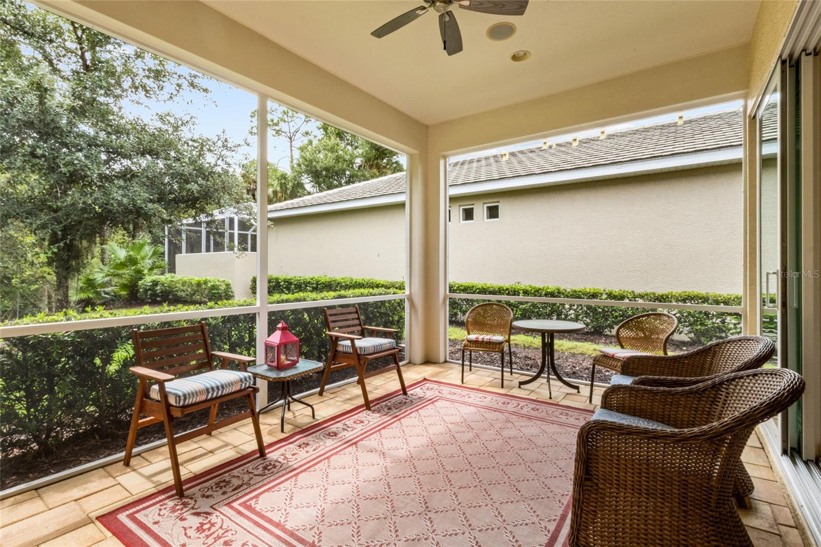 1821 LANCASHIRE DR — photo 18