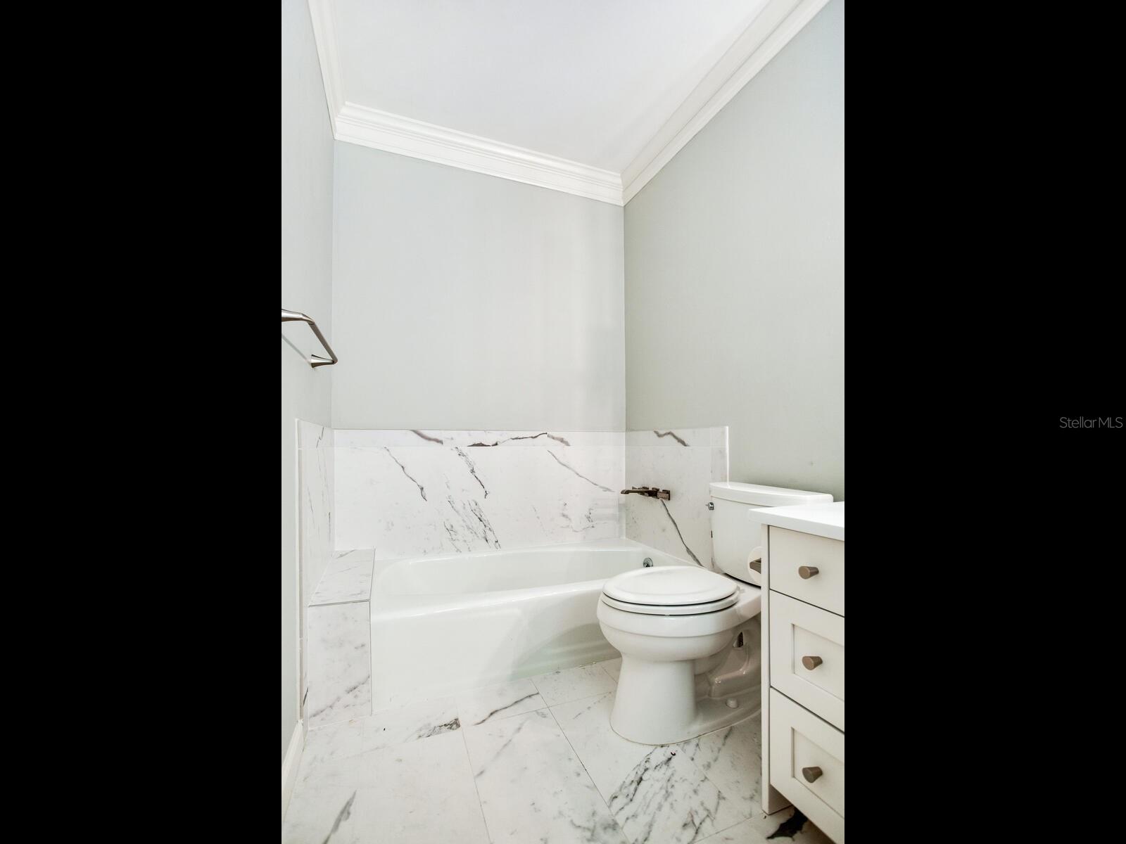 3401 S ALMERIA AVE — photo 34