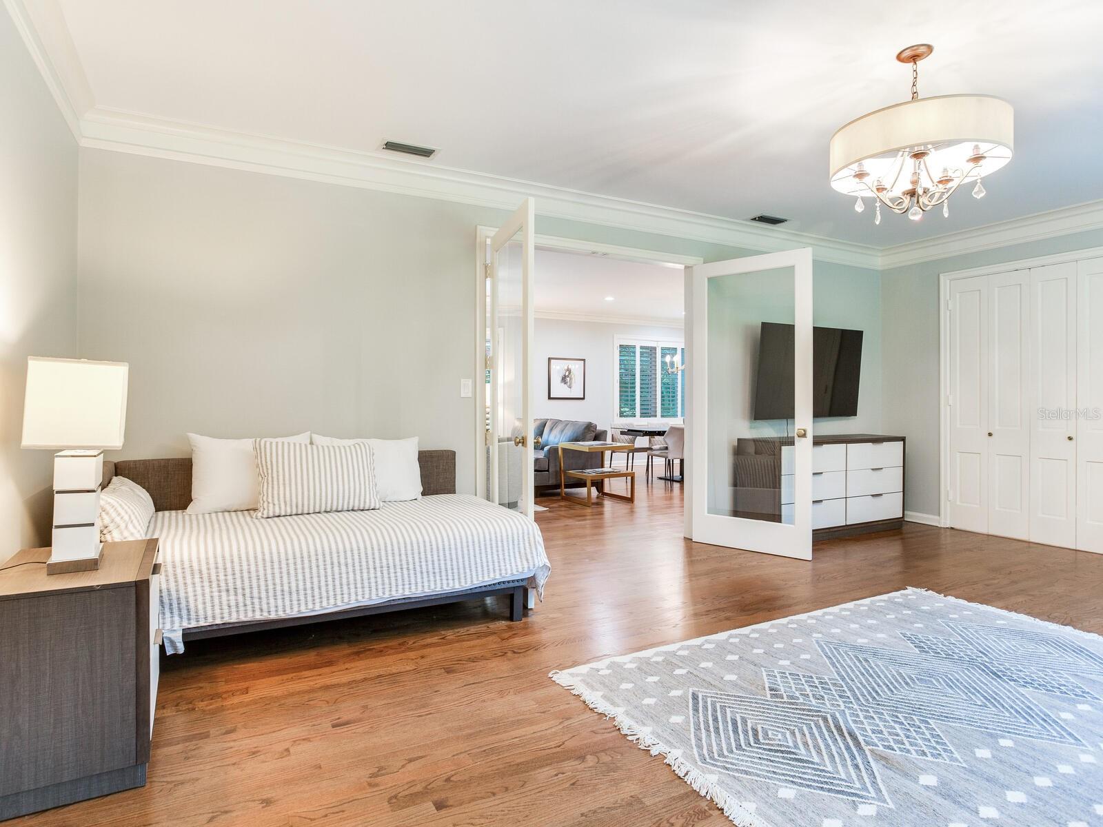 3401 S ALMERIA AVE — photo 21