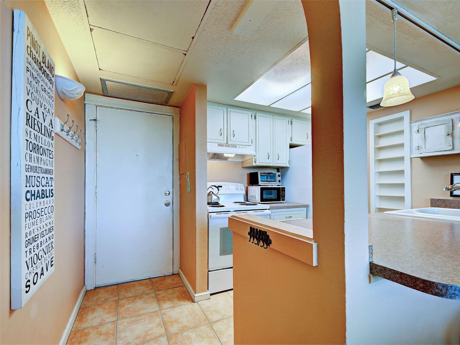 238 TAMPA AVE W #15C/314 — photo 2