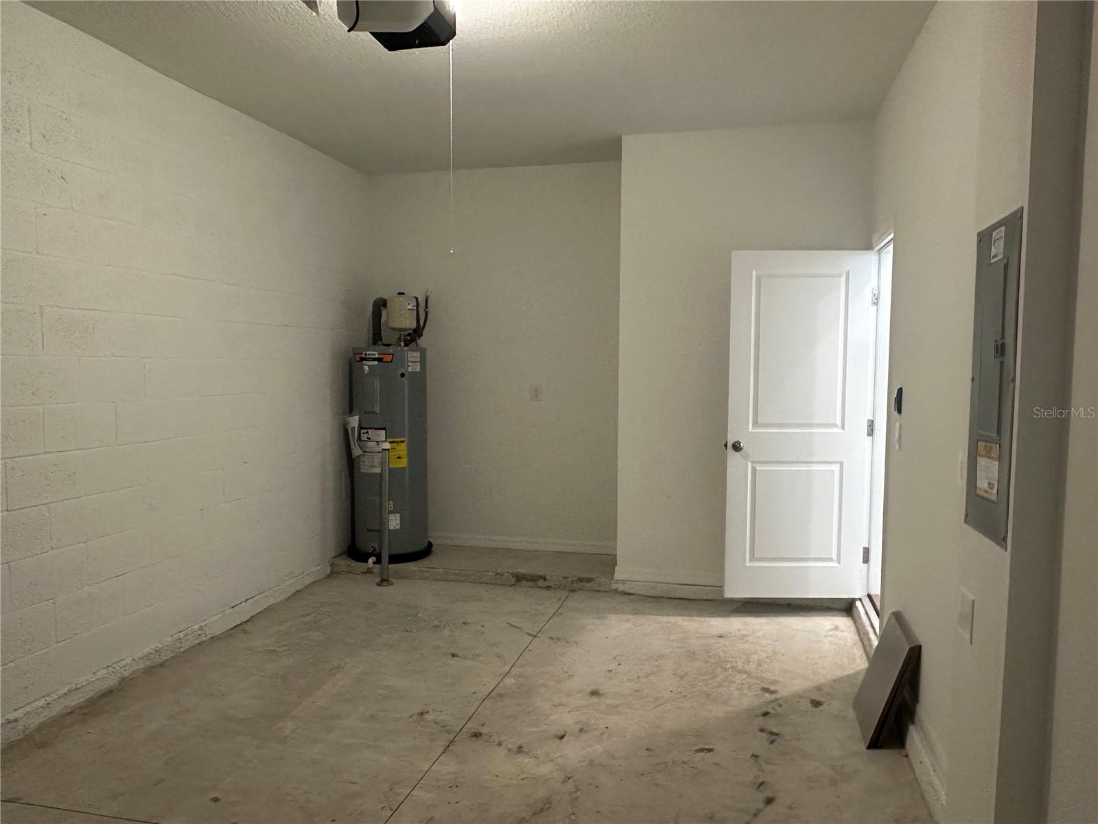 11408 CRESCENT DEER DR — photo 33
