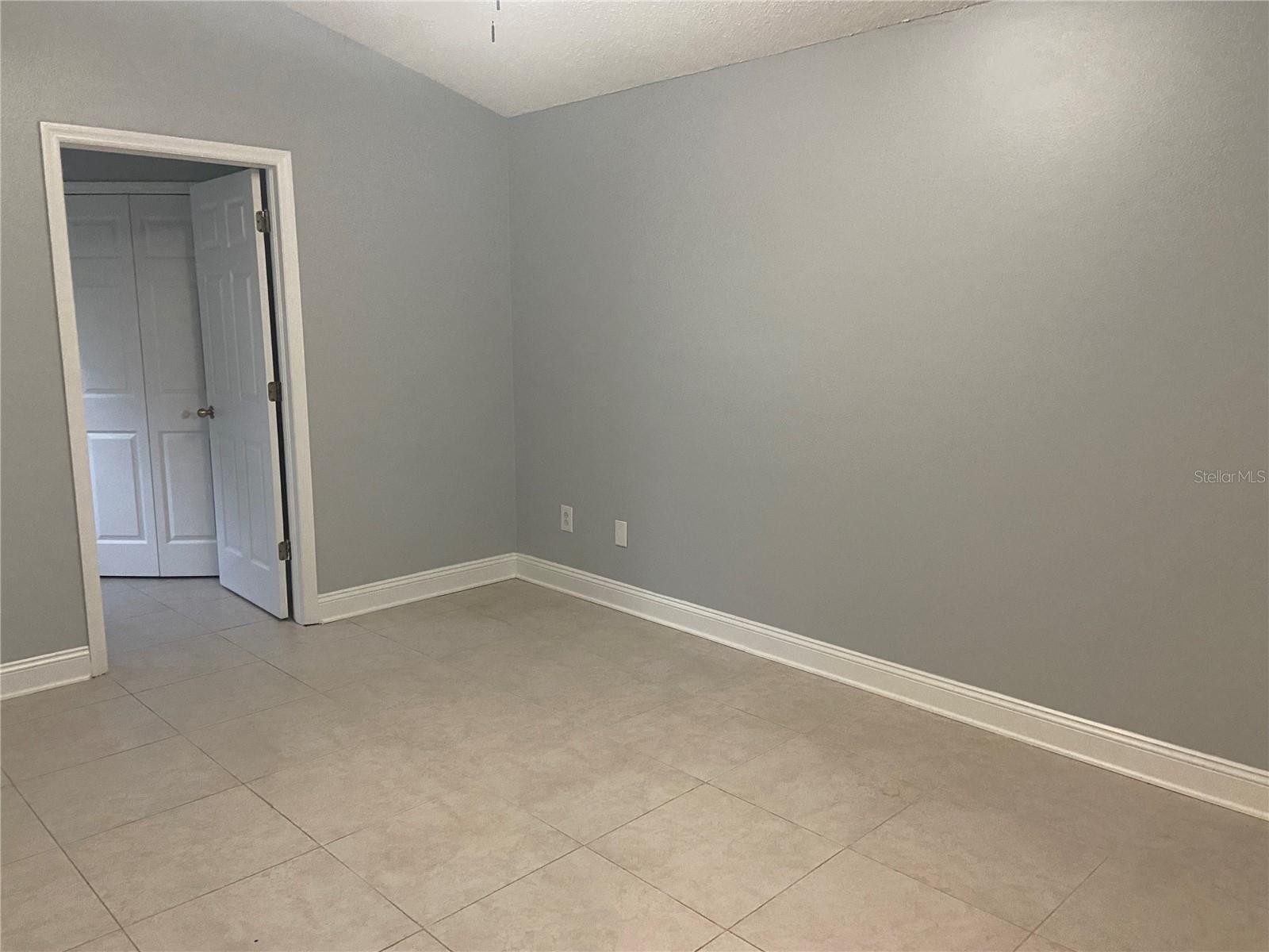 22718 SAINT THOMAS CIR — photo 11