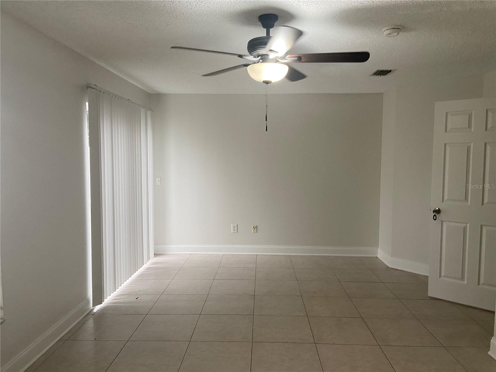 22718 SAINT THOMAS CIR — photo 4