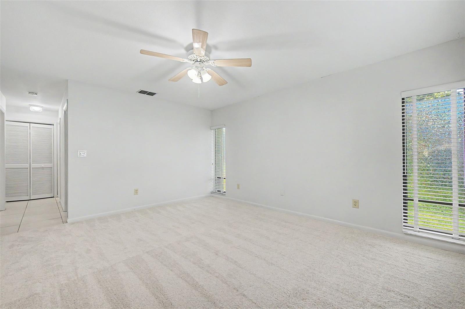 492 LAKEVIEW DR #40 — photo 22