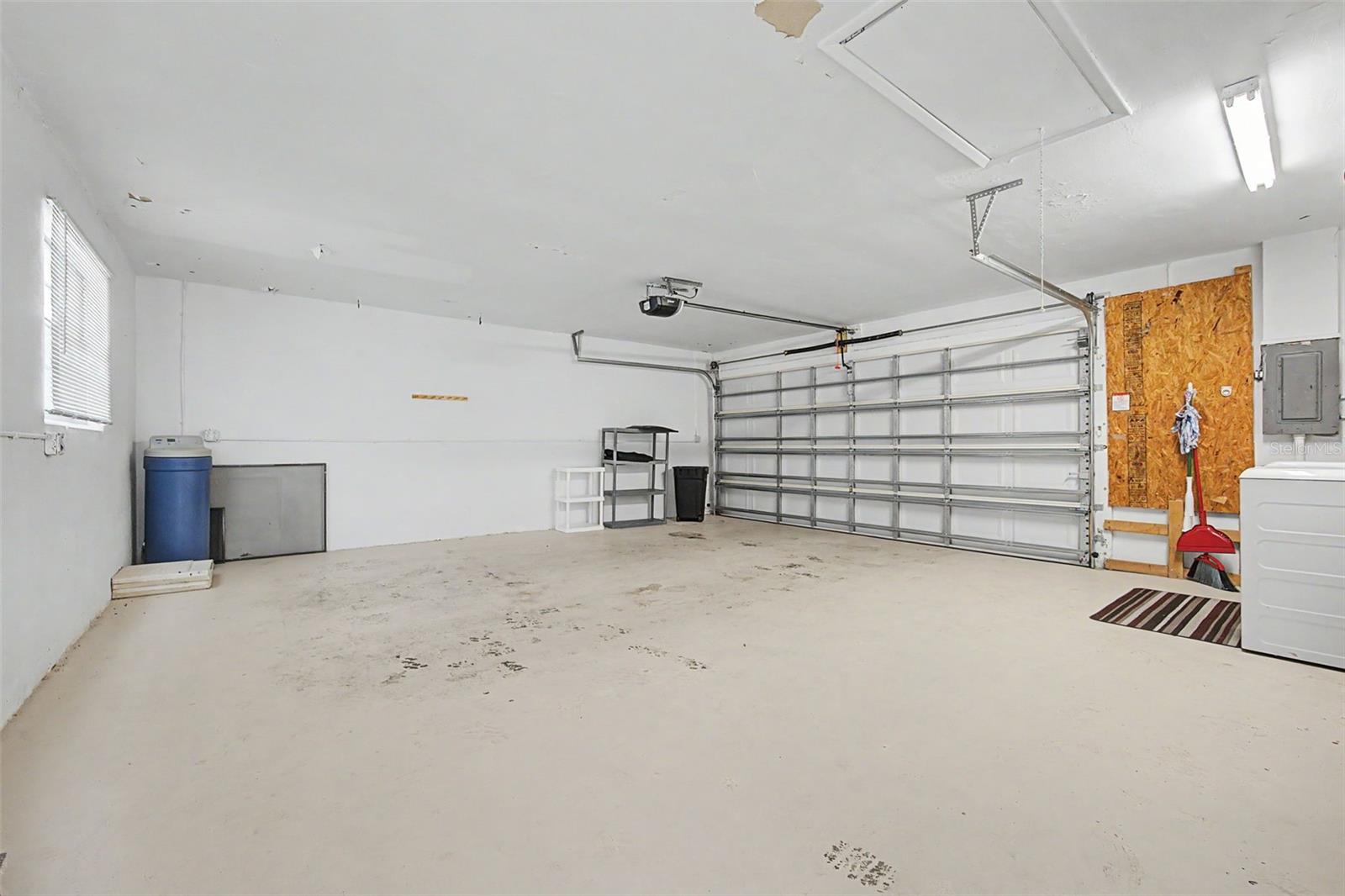 492 LAKEVIEW DR #40 — photo 29