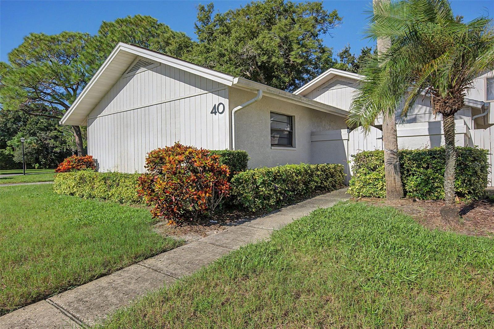 492 LAKEVIEW DR #40 — photo 4