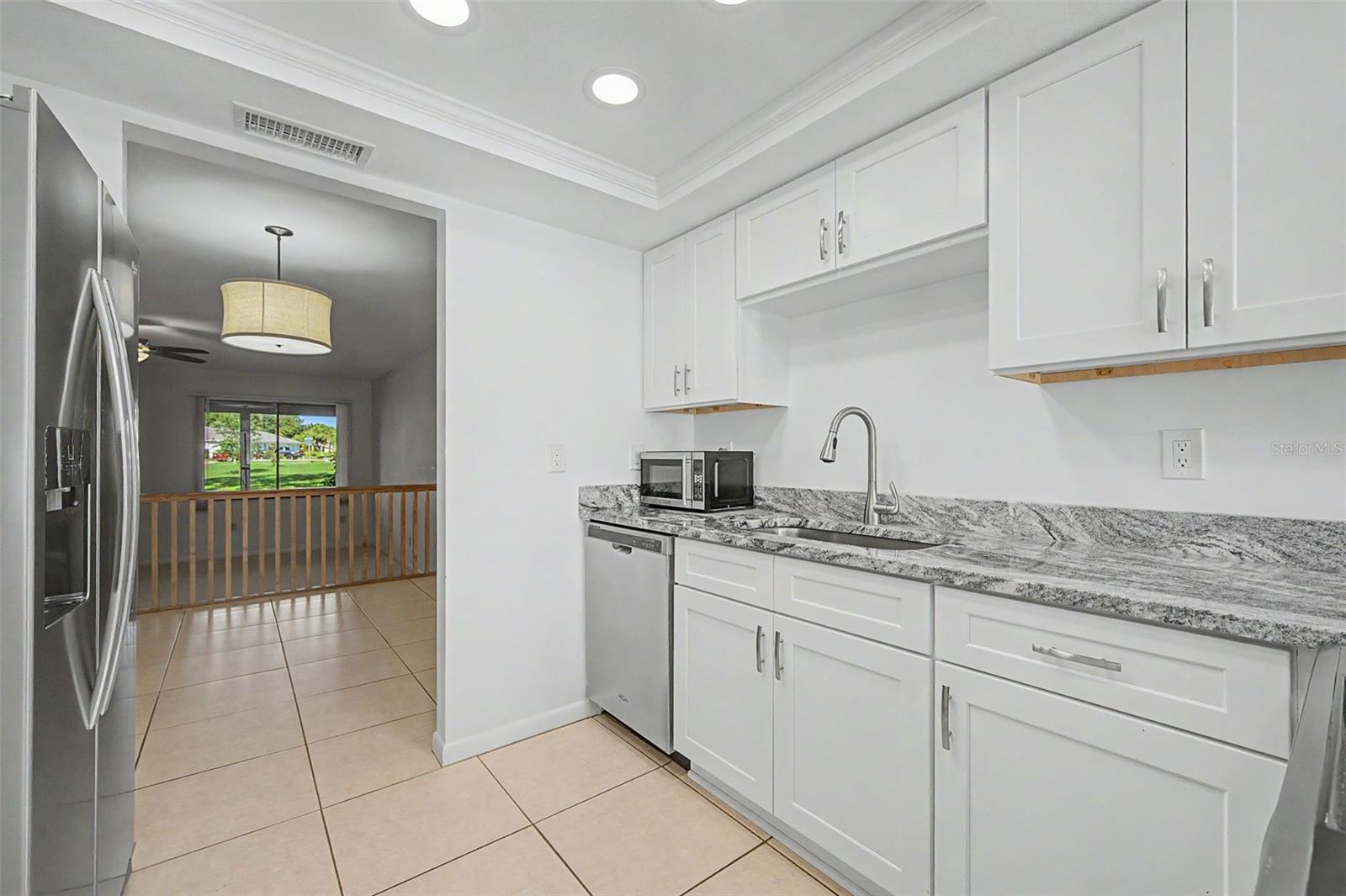 492 LAKEVIEW DR #40 — photo 17