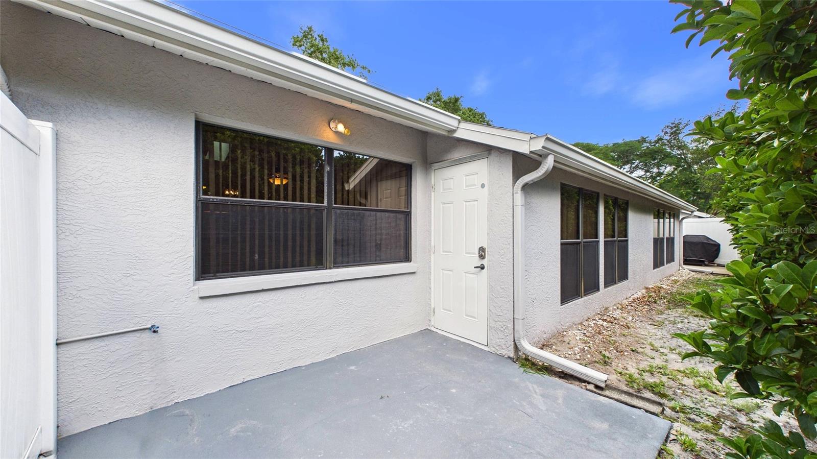 1539 REBECCA LN — photo 16