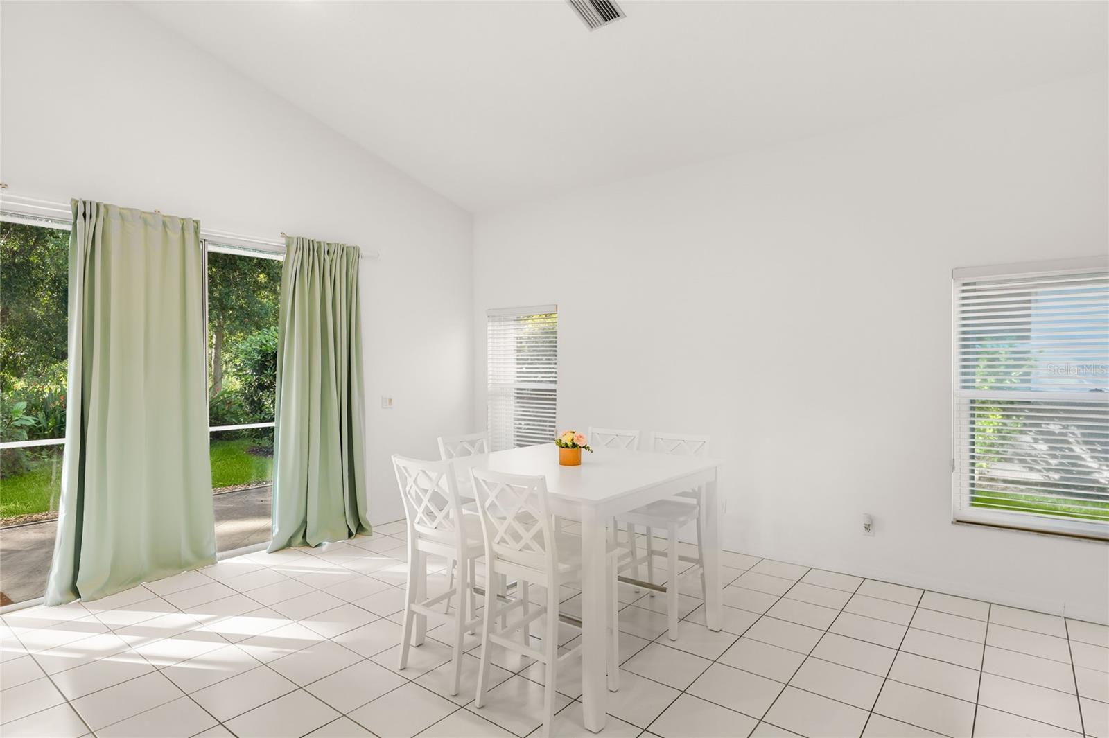 2147 WASATCH DR — photo 8