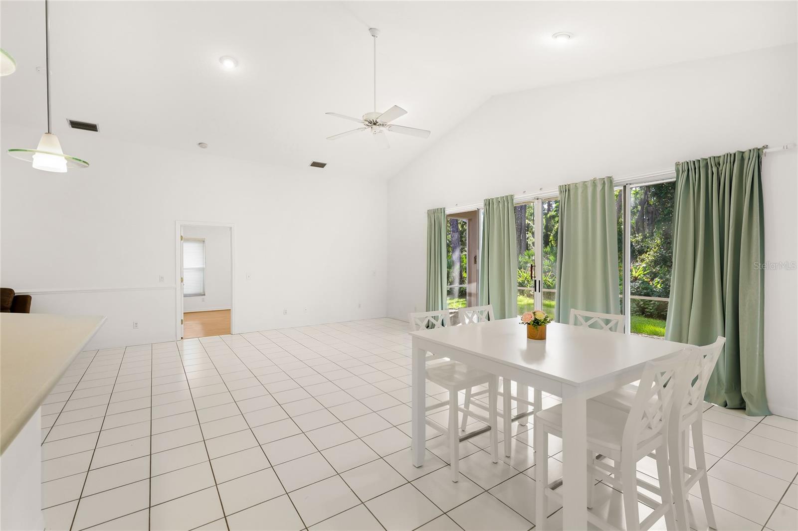 2147 WASATCH DR — photo 9