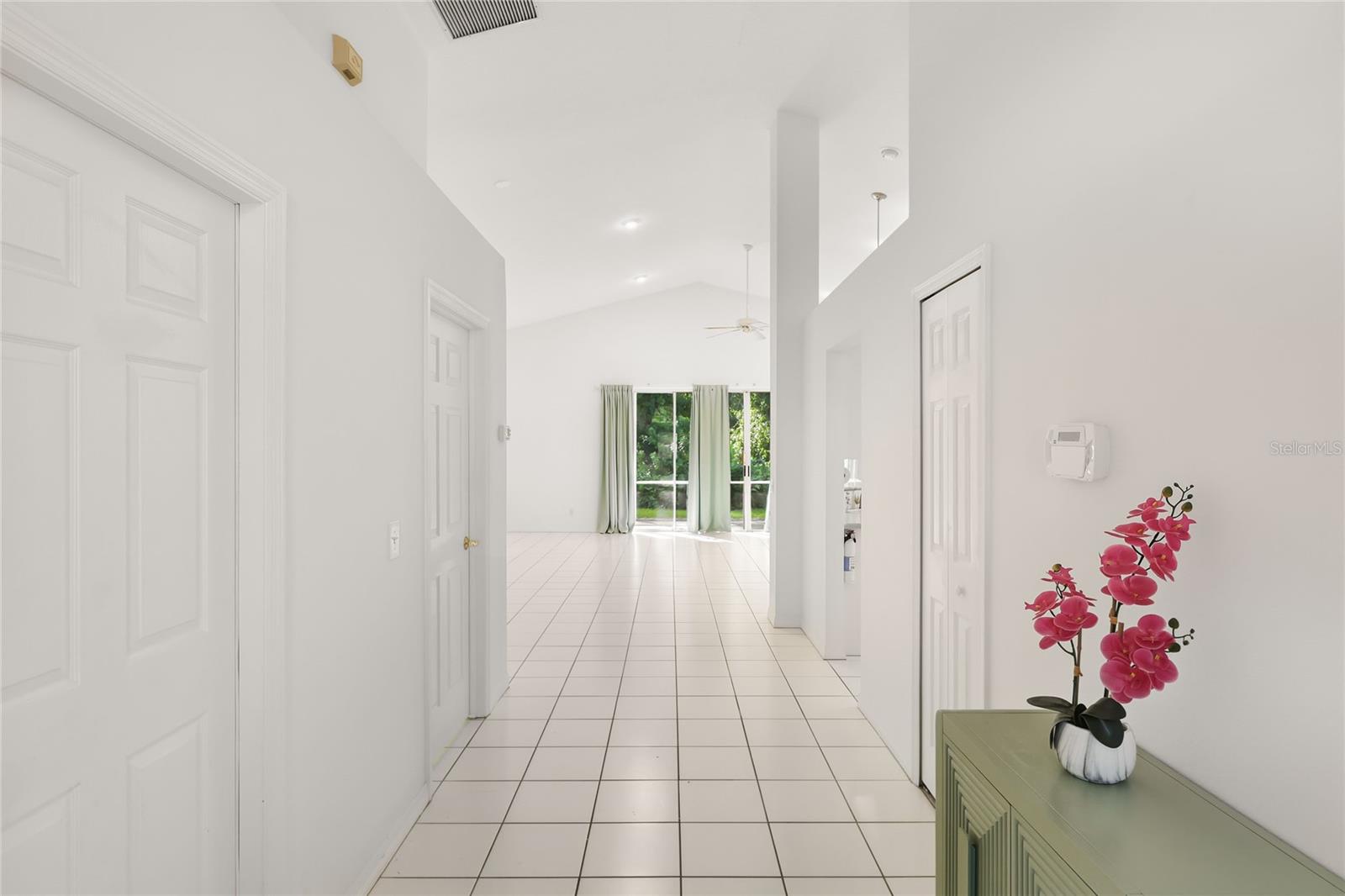 2147 WASATCH DR — photo 4