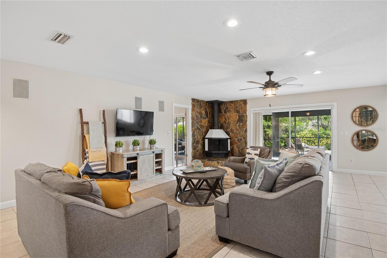 13511 RUSTIC PINES BLVD S — photo 10