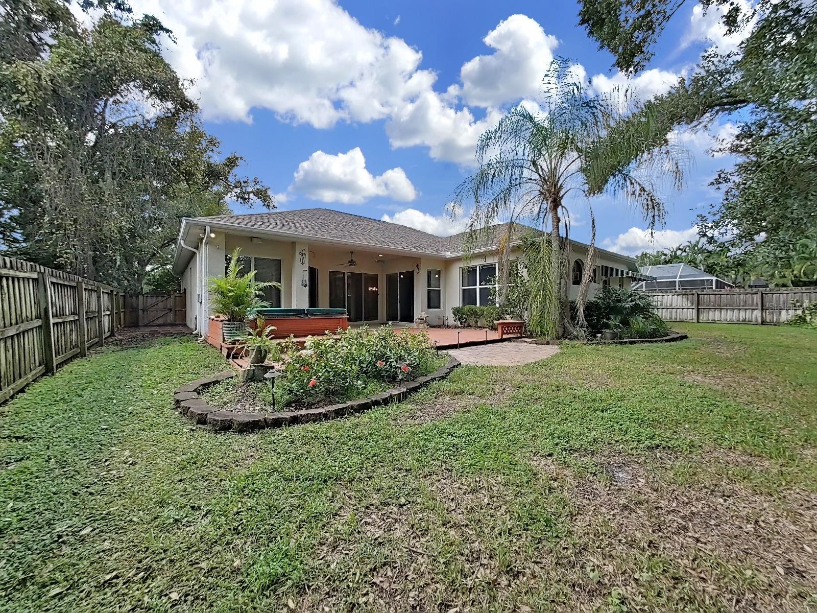 14915 DEVONSHIRE WOODS PL — photo 42