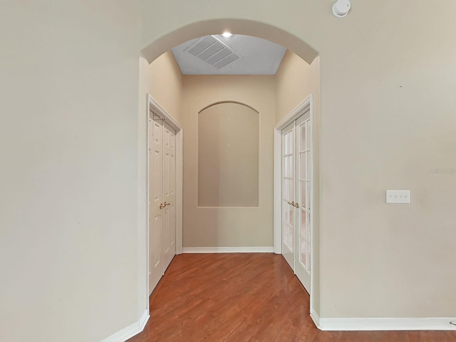 14915 DEVONSHIRE WOODS PL — photo 35