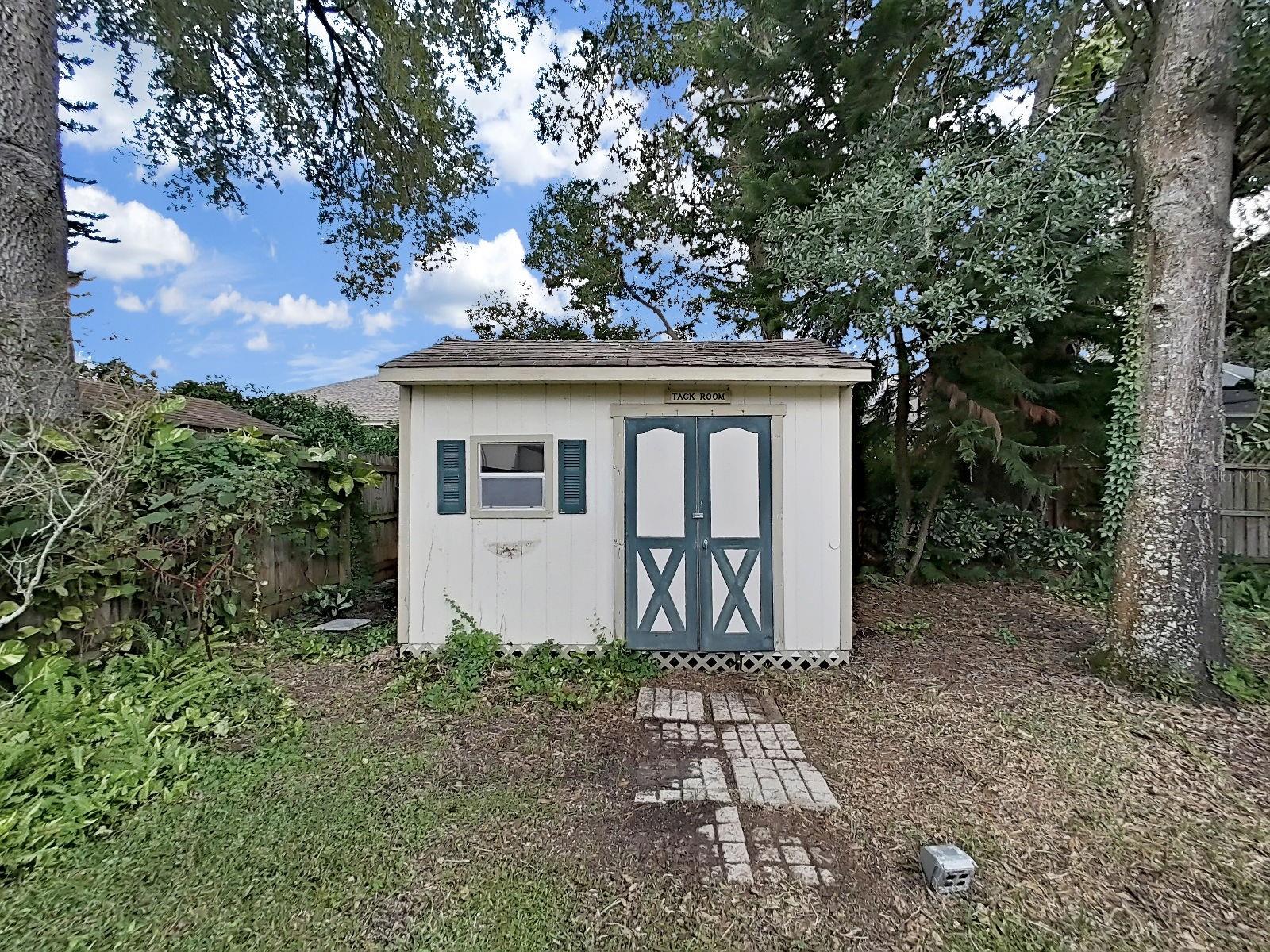 14915 DEVONSHIRE WOODS PL — photo 41