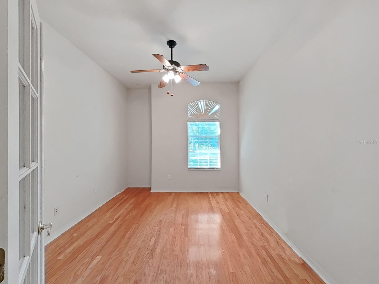 14915 DEVONSHIRE WOODS PL — photo 34