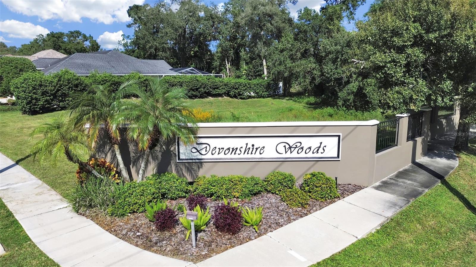 14915 DEVONSHIRE WOODS PL — photo 2