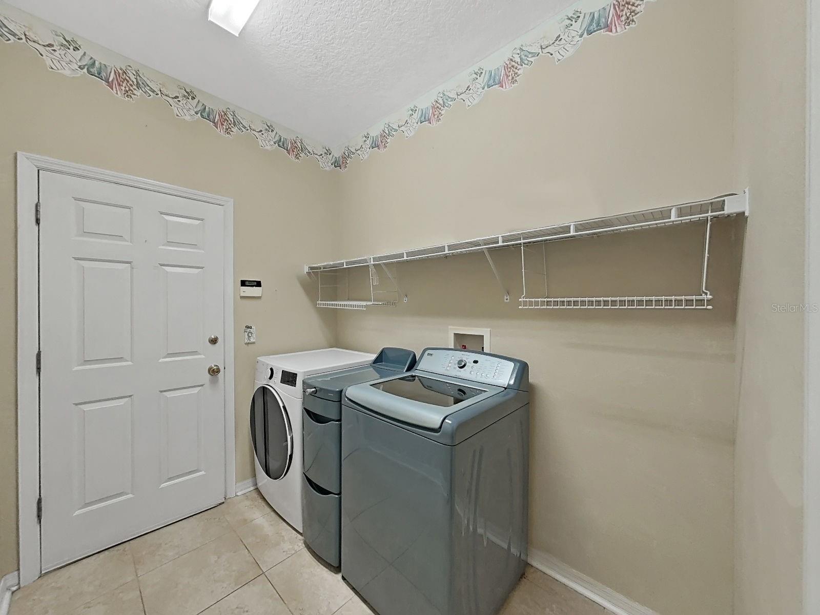 14915 DEVONSHIRE WOODS PL — photo 36
