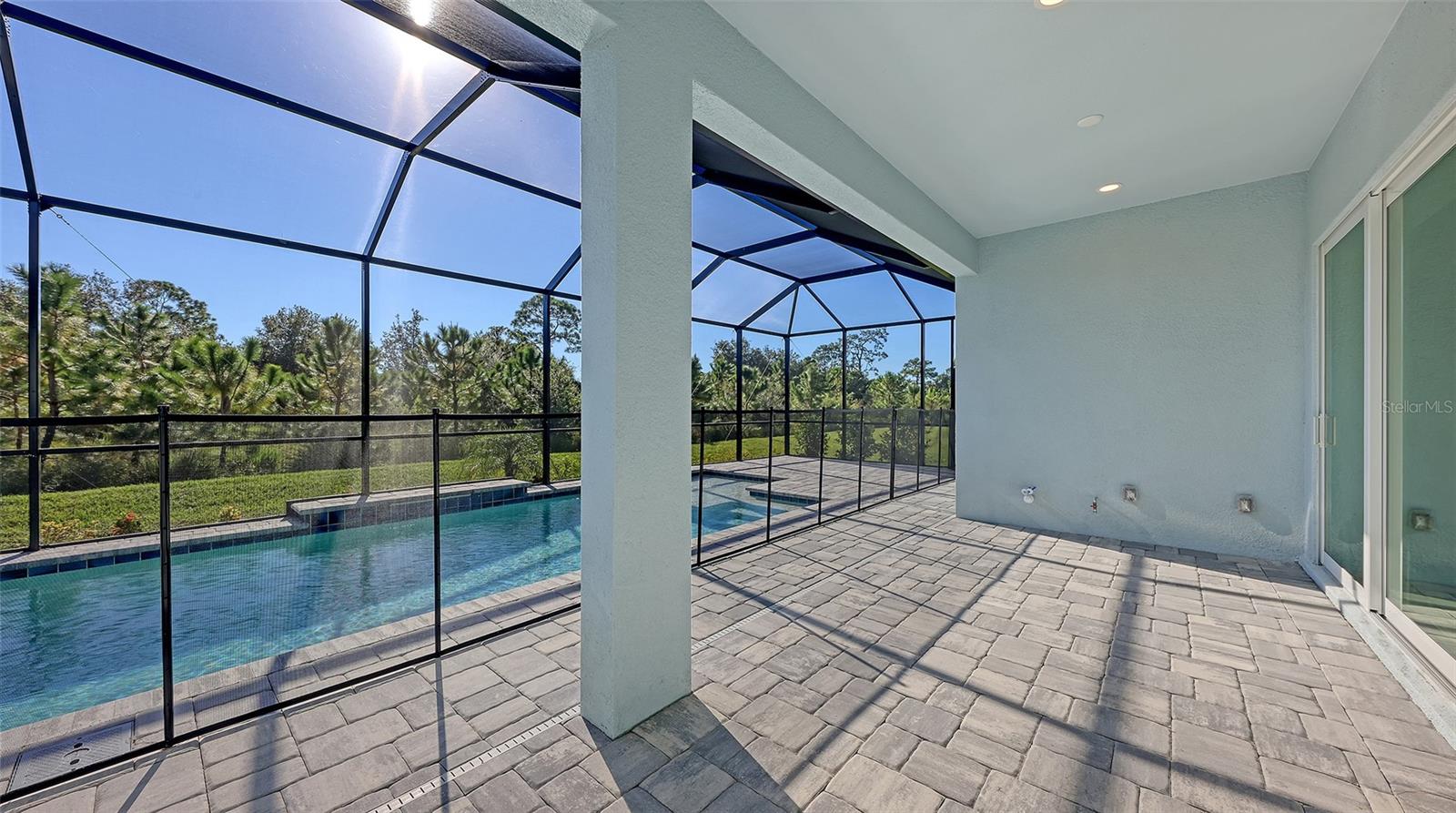 10130 CRYSTAL ISLES CIR — photo 36