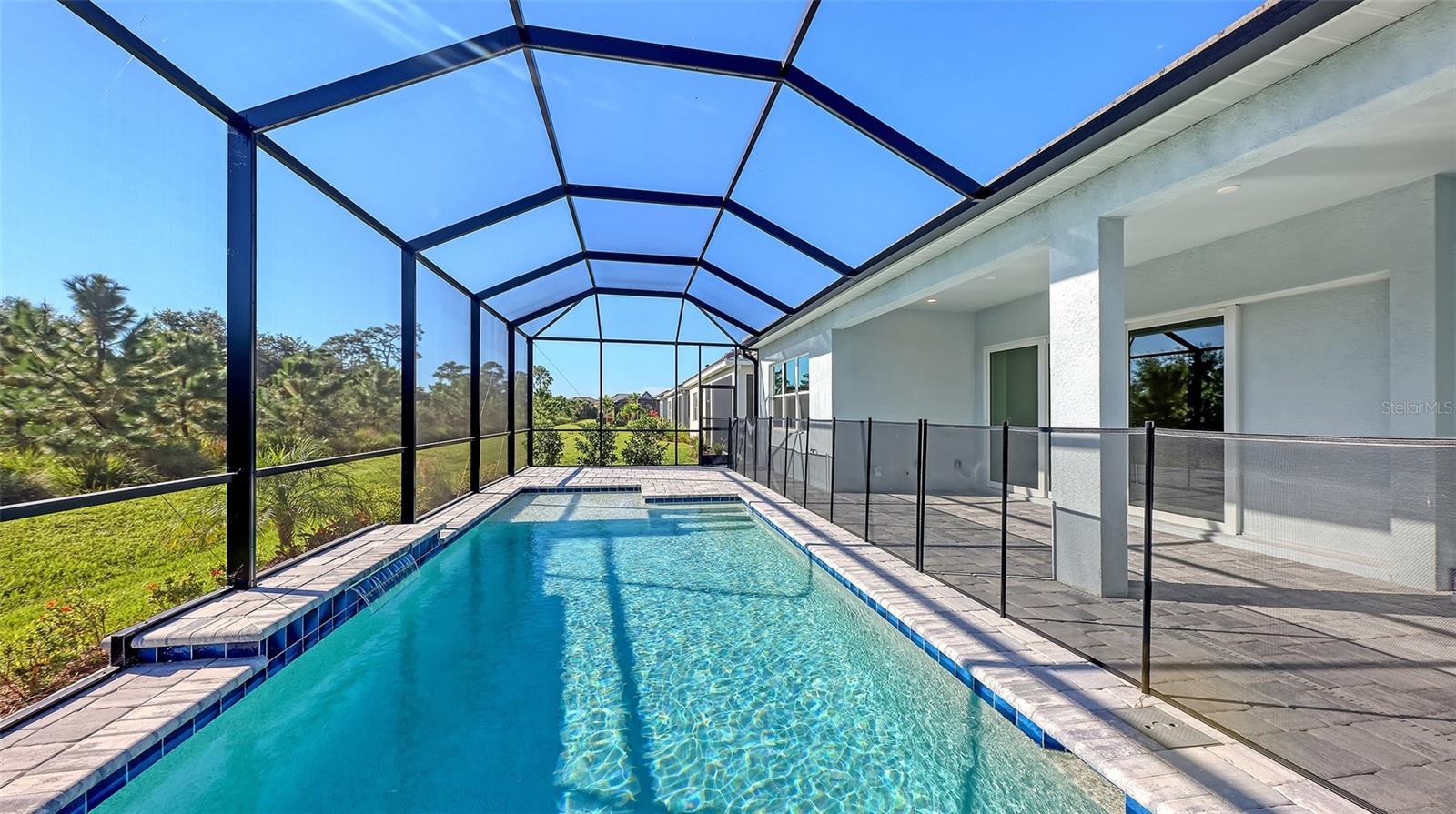 10130 CRYSTAL ISLES CIR — photo 38