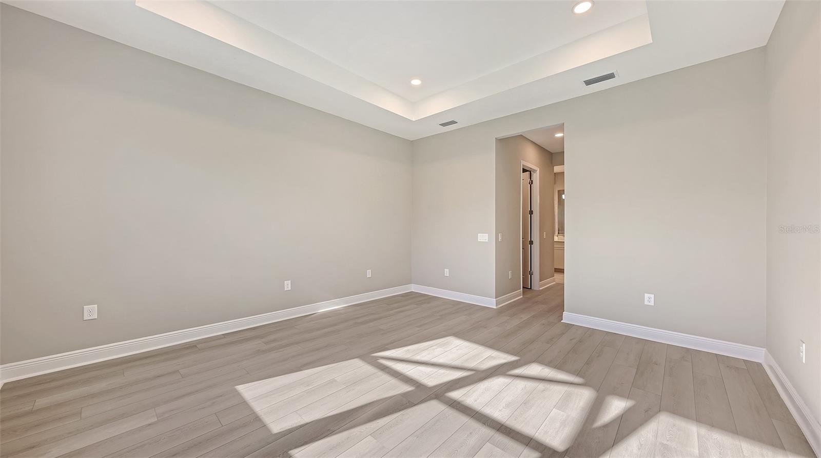 10130 CRYSTAL ISLES CIR — photo 23
