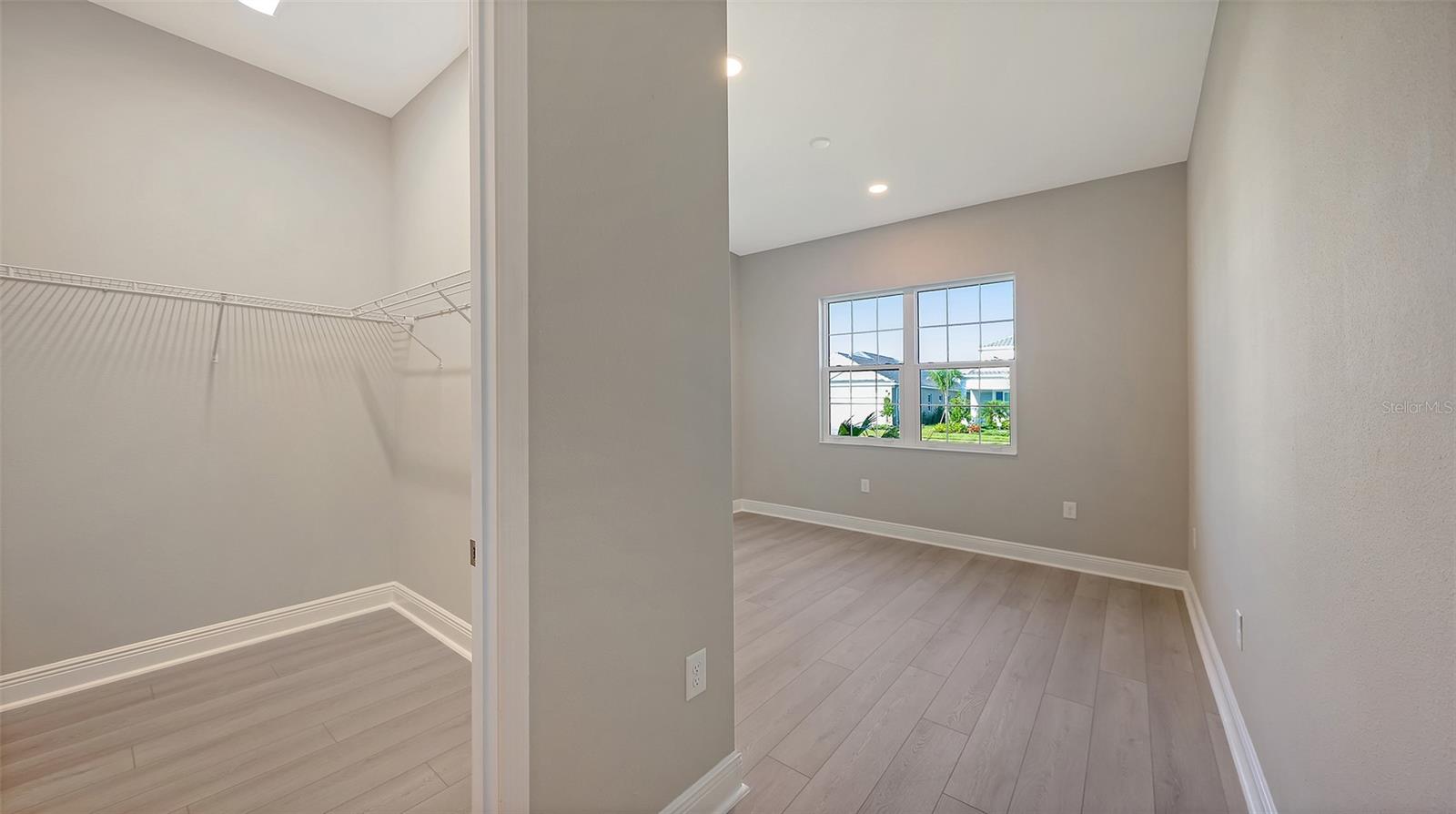 10130 CRYSTAL ISLES CIR — photo 27