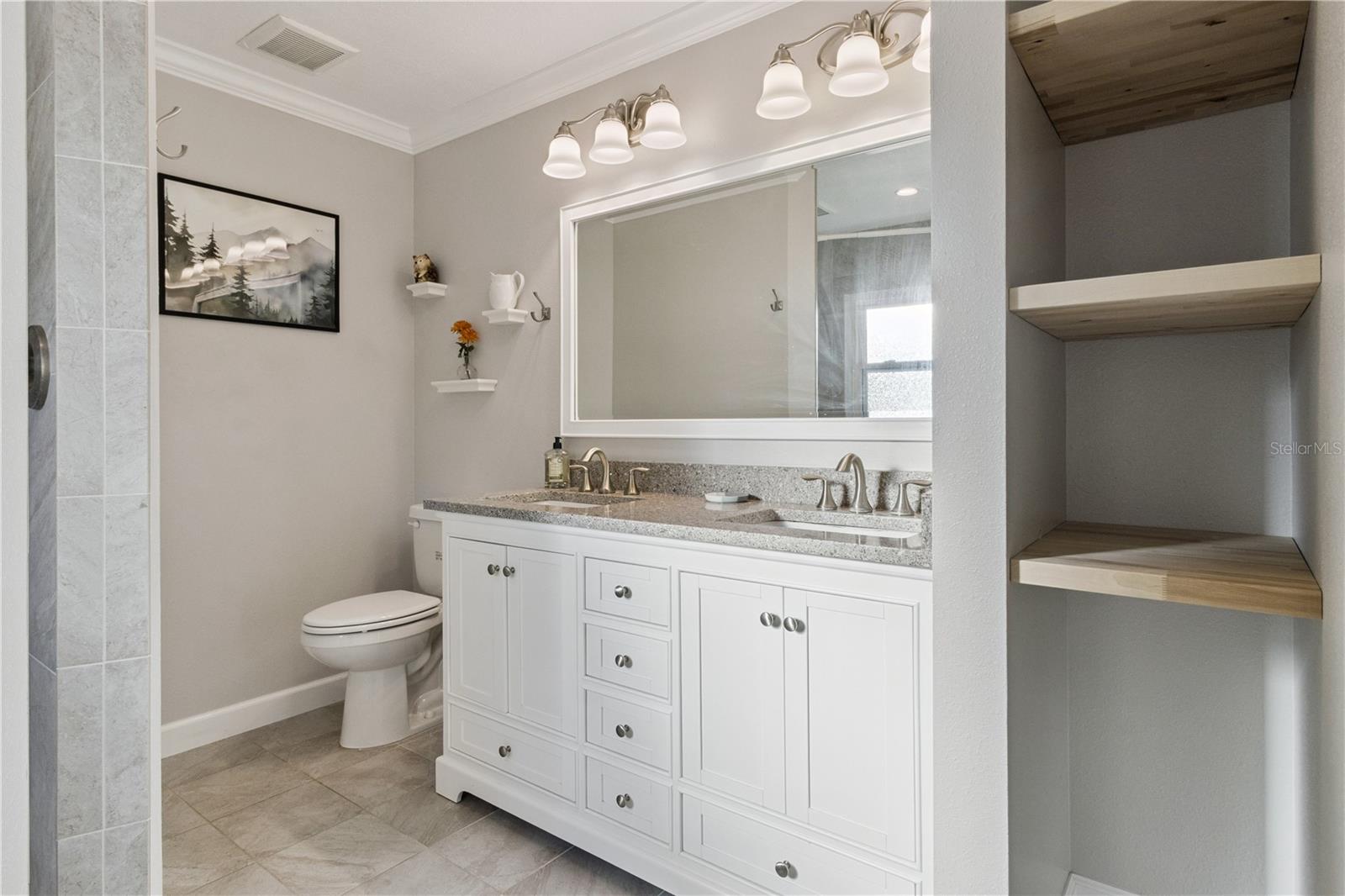 601 GREENBRIAR DR — photo 25