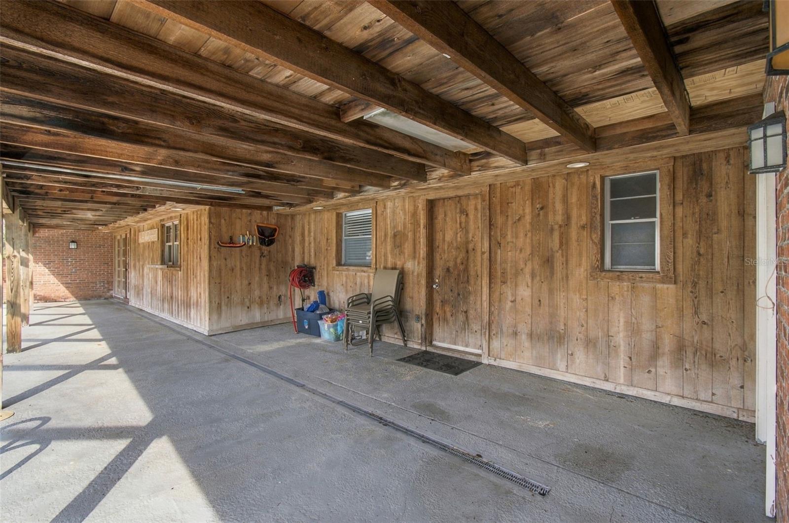 105 ASHBROOK DR — photo 56