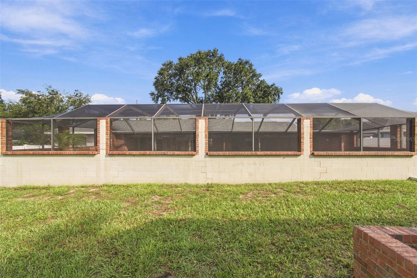 105 ASHBROOK DR — photo 62