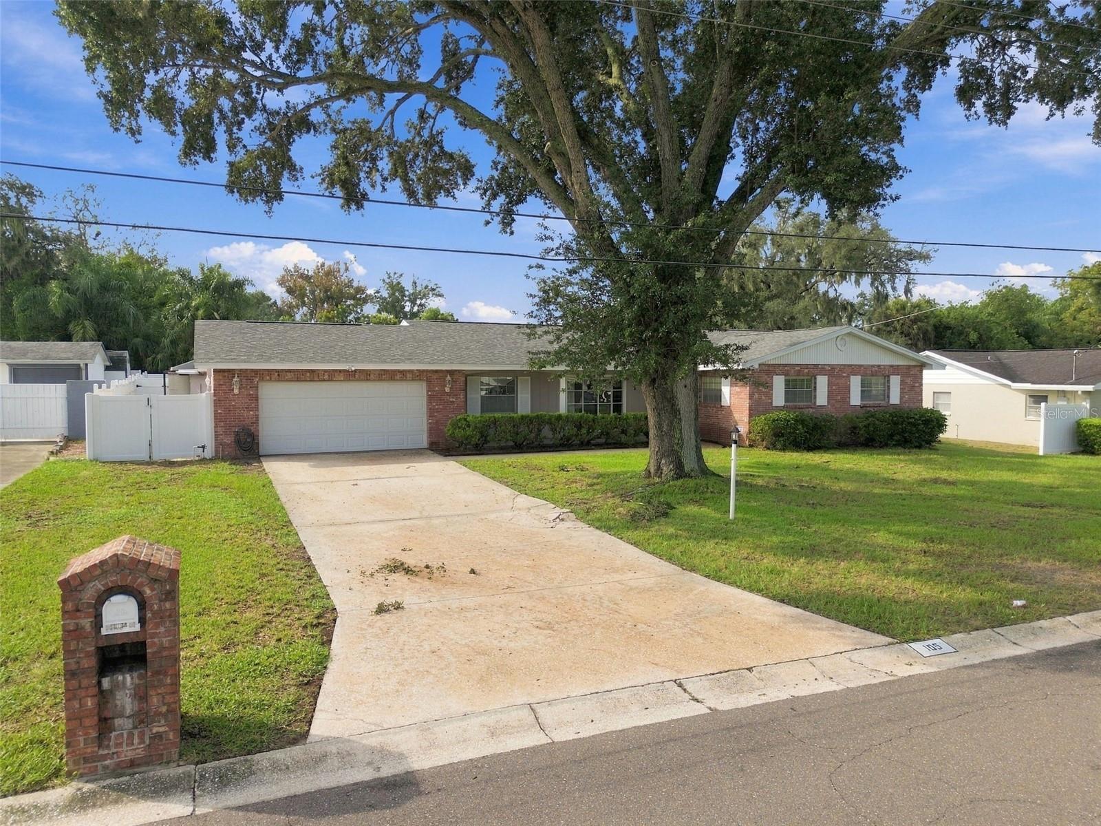 105 ASHBROOK DR — photo 71