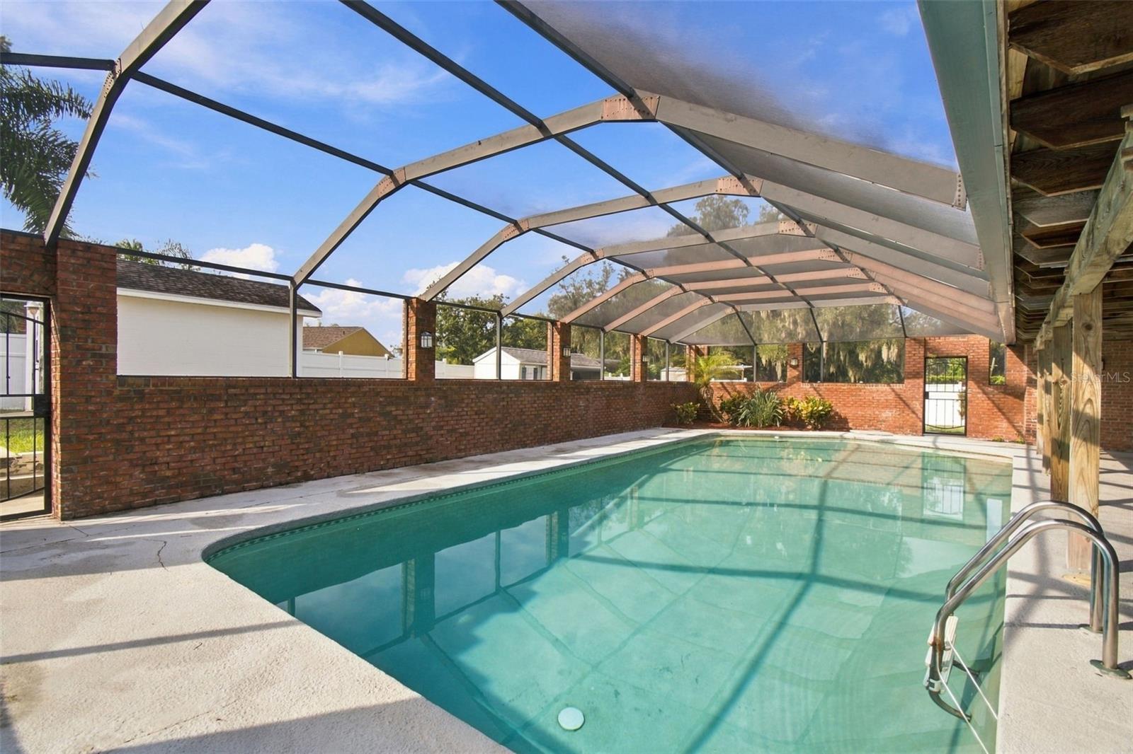 105 ASHBROOK DR — photo 61
