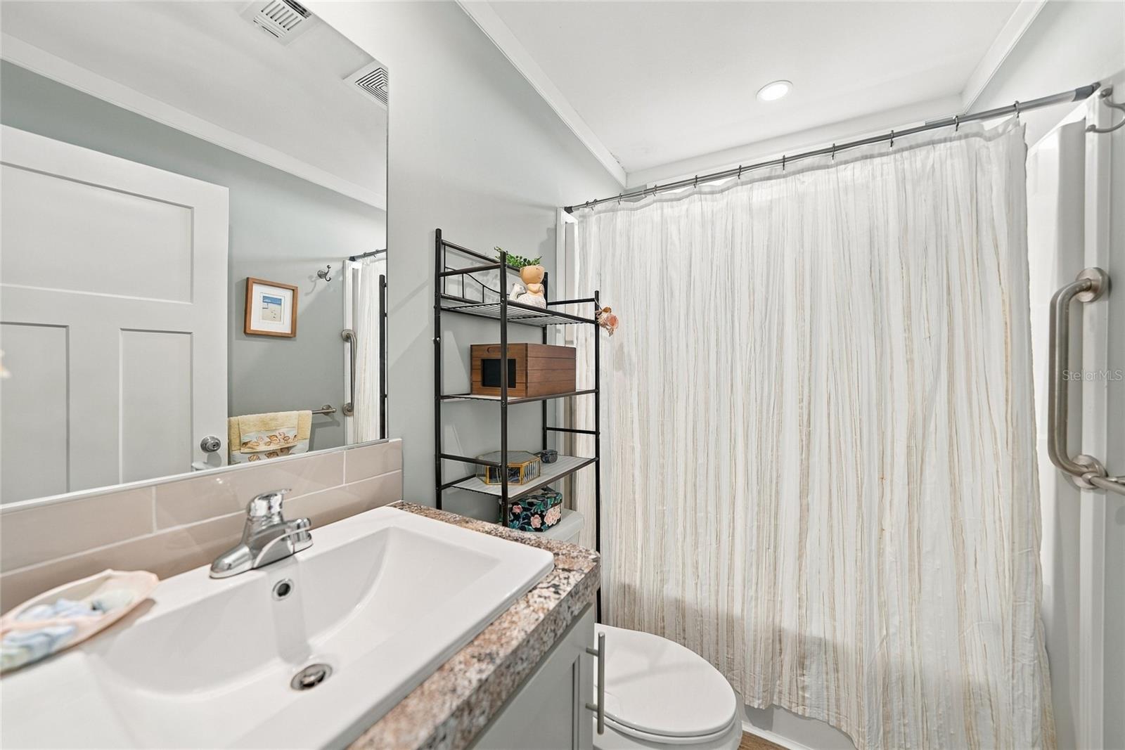 734 BLACKBURN BLVD — photo 25