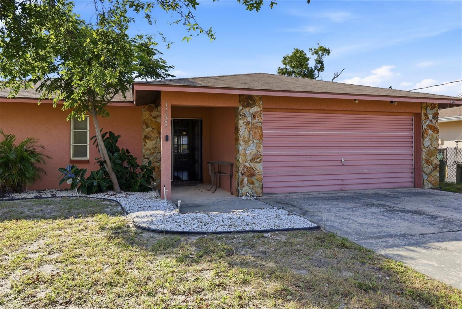 13625 VERONICA DR — photo 5