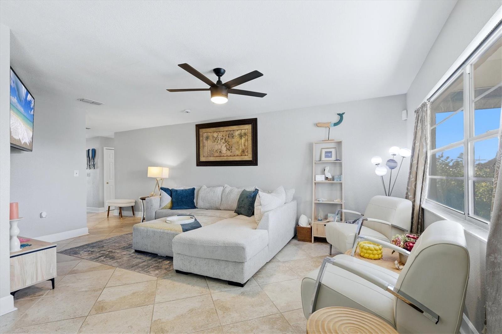 13625 VERONICA DR — photo 11