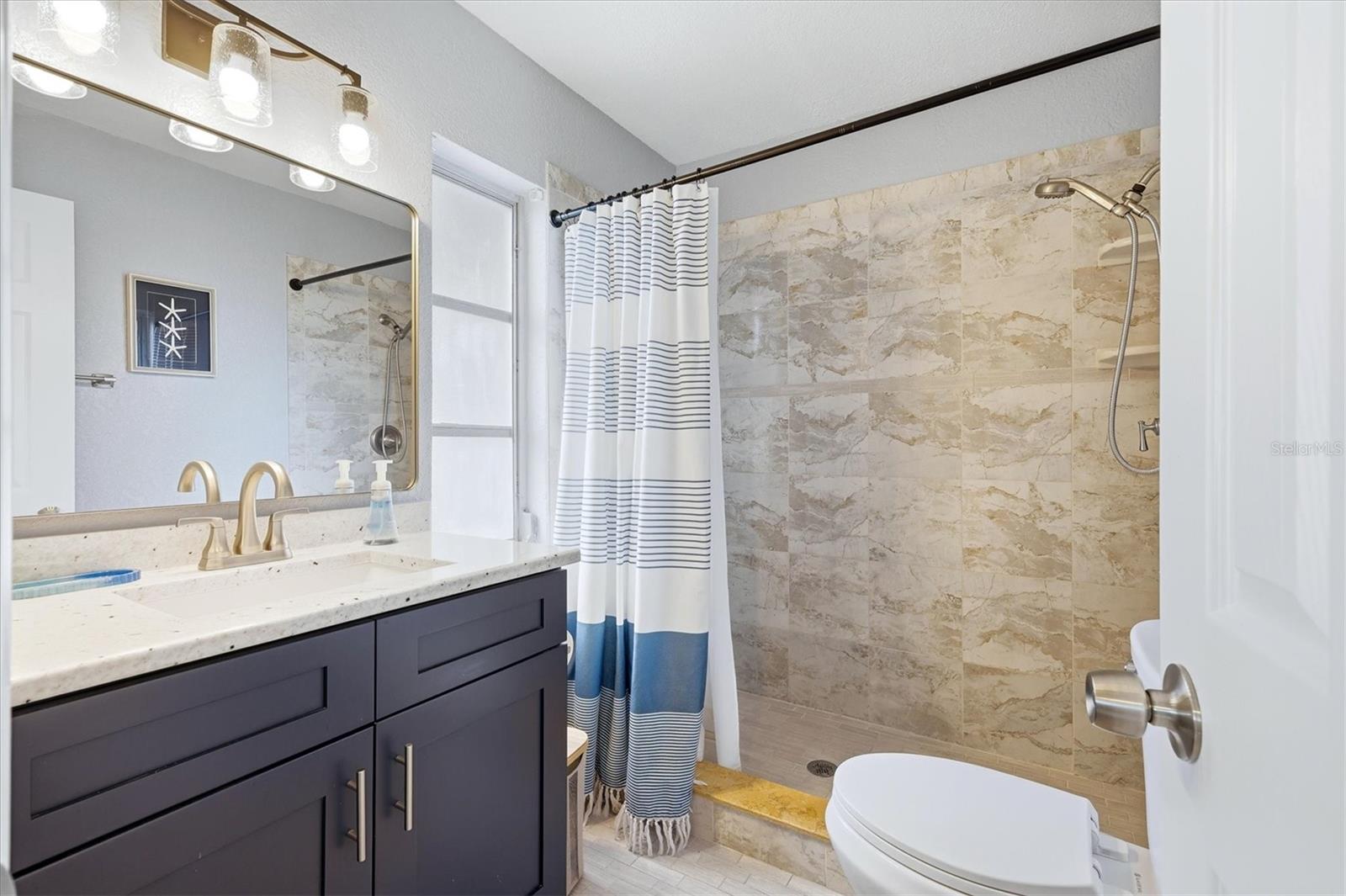 13625 VERONICA DR — photo 25